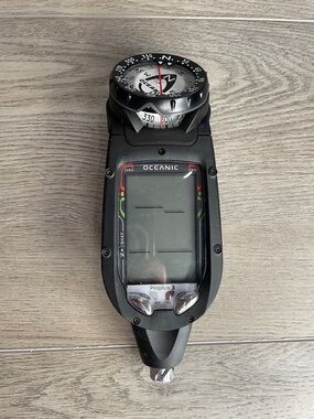ProPlus 3 Black Dive Computer with Compass and neoprene cover.